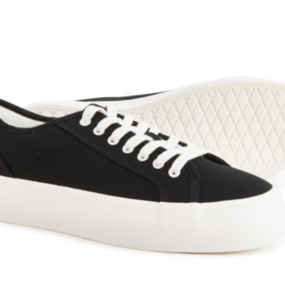 Cushionaire TAG Sneakers for women new in box NWT - Picture 5 of 9